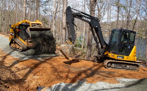 videos grading with an excavator